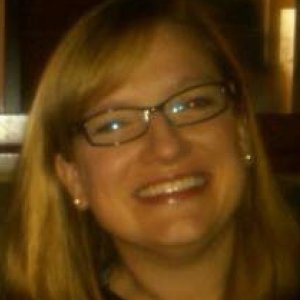 Associate Director of UMW’s Center for Teaching and Associate Professor of Education Victoria Russell